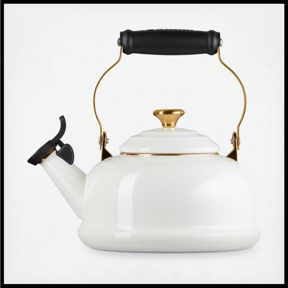 NWT! Le Creuset Elegant White and Gold Kettle
